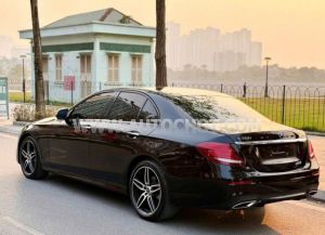 Xe Mercedes Benz E class E300 AMG 2019