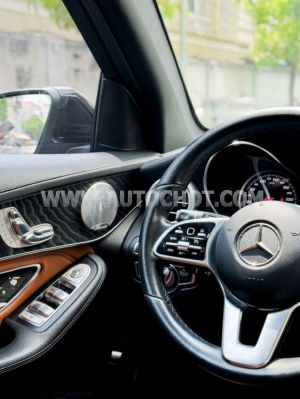 Xe Mercedes Benz GLC 300 4Matic 2017