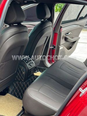 Xe VinFast Lux A 2.0 Tiêu chuẩn 2022