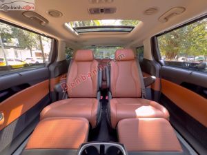 Xe Kia Carnival Signature 2.2D 2023
