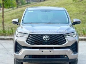 Xe Toyota Innova Cross 2.0V CVT 2025