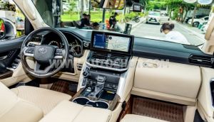 Xe Toyota Land Cruiser 3.5 V6 2024