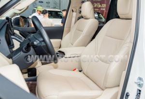 Xe Toyota Land Cruiser 3.5 V6 2024