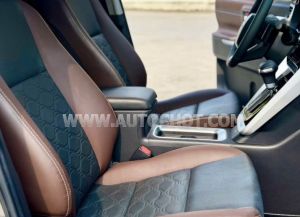 Xe Toyota Innova Cross 2.0V CVT 2025