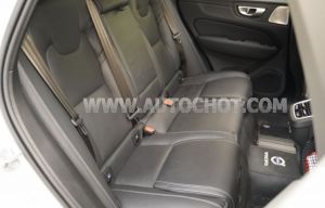 Xe Volvo XC60 Ultra B5 AWD 2025