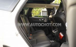 Xe Volvo XC60 Ultra B5 AWD 2025