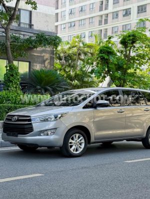 Xe Toyota Innova 2.0E 2020