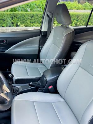 Xe Toyota Innova 2.0E 2020