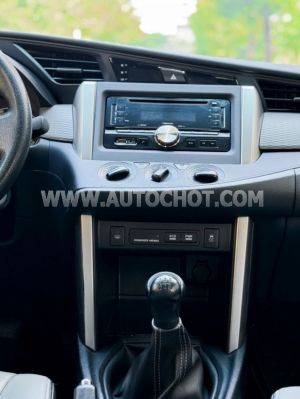 Xe Toyota Innova 2.0E 2020