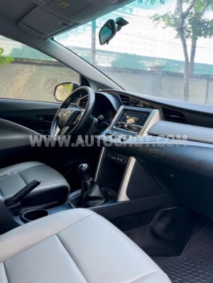 Xe Toyota Innova 2.0E 2020