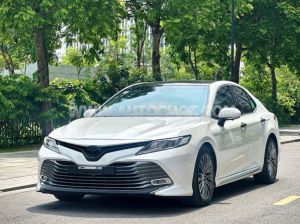 Xe Toyota Camry 2.0G 2021