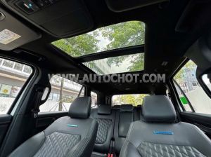 Xe Ford Everest Platinum 2.0L 4x4 AT 2025