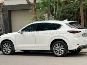 Xe Mazda CX5 Premium Exclusive 2.0 AT 2024