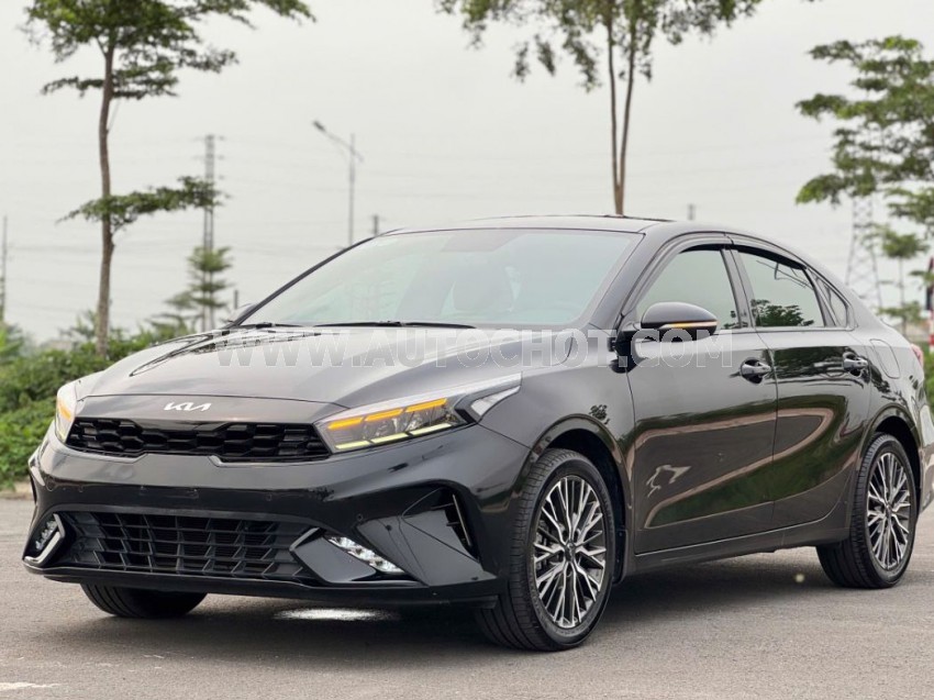Kia K3 Premium 1.6 AT 2024
