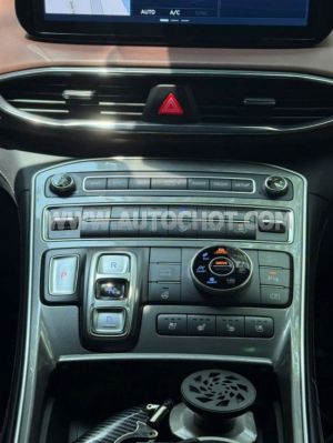 Xe Hyundai SantaFe Cao cấp 2.2L HTRAC 2024