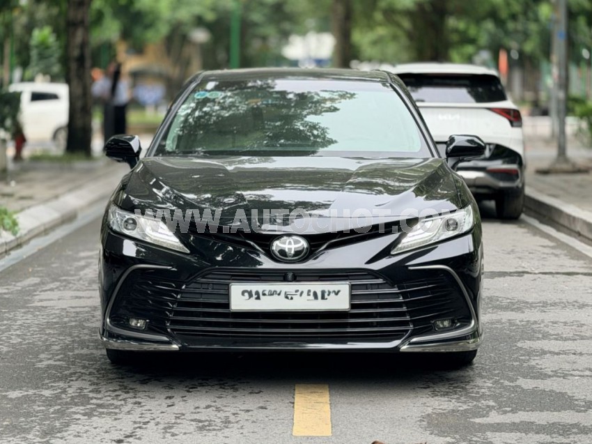 Xe Toyota Camry 2.5Q 2022