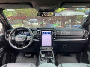 Xe Ford Everest Titanium Plus 2.0L 4x4 AT 2025
