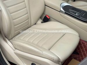 Xe Mercedes Benz GLC 300 4Matic 2020