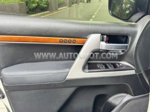 Xe Toyota Land Cruiser VX 4.6 V8 2016