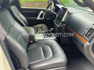 Xe Toyota Land Cruiser VX 4.6 V8 2016