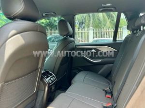 Xe VinFast Lux SA 2.0 Tiêu chuẩn 2022