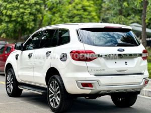 Xe Ford Everest Titanium 2.0L 4x2 AT 2022