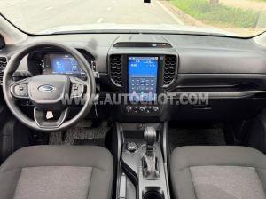 Xe Ford Ranger XLS 2.0L 4x4 AT 2025