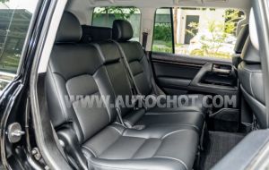 Xe Toyota Land Cruiser VX 4.6 V8 2011