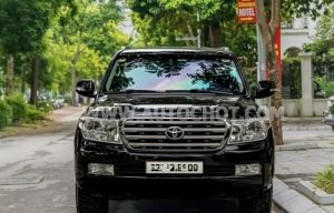 Xe Toyota Land Cruiser VX 4.6 V8 2011