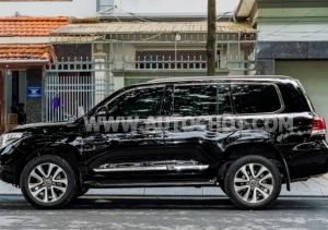 Xe Toyota Land Cruiser VX 4.6 V8 2011