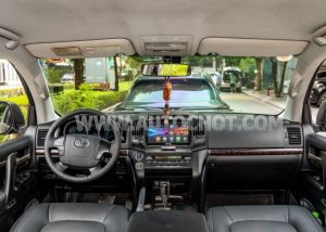 Xe Toyota Land Cruiser VX 4.6 V8 2011