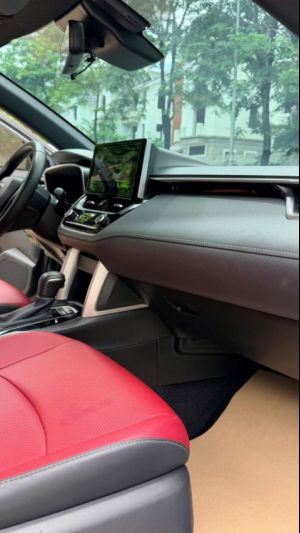 Xe Toyota Corolla Cross 1.8V 2024