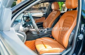 Xe Mercedes Benz C class C300 AMG 2021