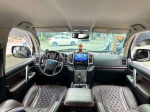 Xe Toyota Land Cruiser VX 4.6 V8 2013