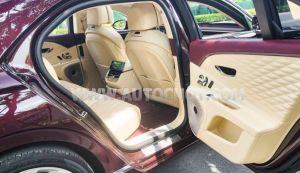 Xe Bentley Flying Spur First Edition V8 2021