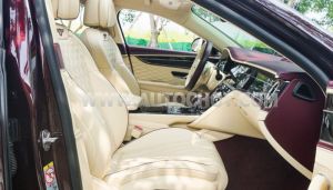 Xe Bentley Flying Spur First Edition V8 2021