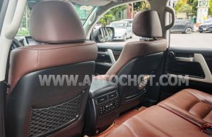 Xe Toyota Land Cruiser 4.6 V8 2020