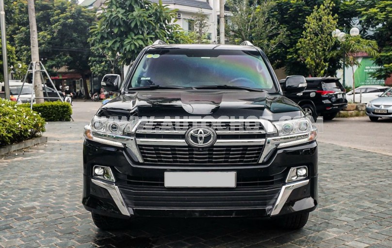 Toyota Land Cruiser 4.6 V8 2020