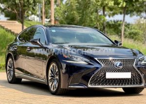 Xe Lexus LS 500h 2017