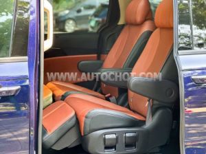Xe Kia Carnival Signature 2.2D 2024