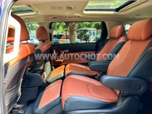 Xe Kia Carnival Signature 2.2D 2024