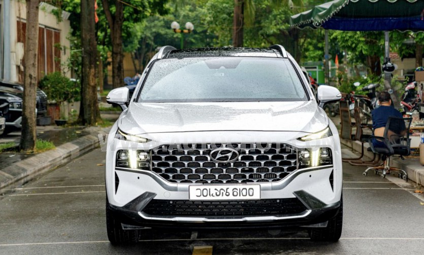 Xe Hyundai SantaFe Cao cấp 2.2L HTRAC 2021