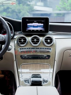 Xe Mercedes Benz GLC 300 Coupe 4Matic 2019