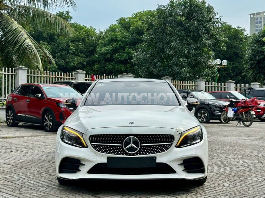 Xe Mercedes Benz C class C300 AMG 2021