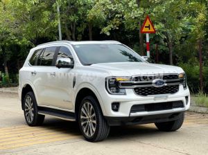 Xe Ford Everest Titanium Plus 2.0L 4x4 AT 2025