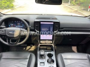 Xe Ford Everest Titanium Plus 2.0L 4x4 AT 2025