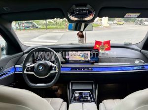Xe BMW 7 Series 735i Pure Excellence 2023