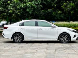 Xe Kia K3 Premium 2.0 AT 2023