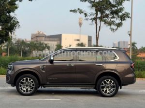 Xe Ford Everest Titanium 2.0L 4x2 AT 2022