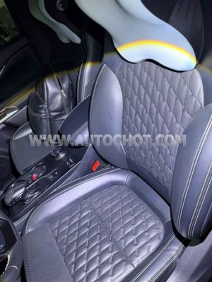 Xe Ford Everest Platinum 2.0L 4x4 AT 2025